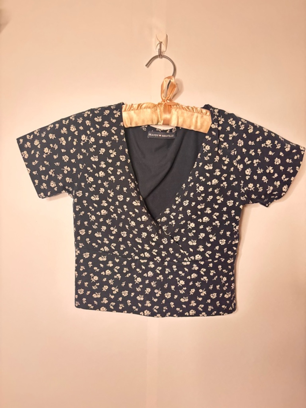Brandy Melville Navy Blue Floral Crop Top